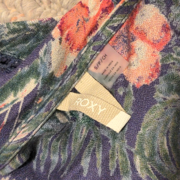 Roxy Dress - Picture 4 of 10